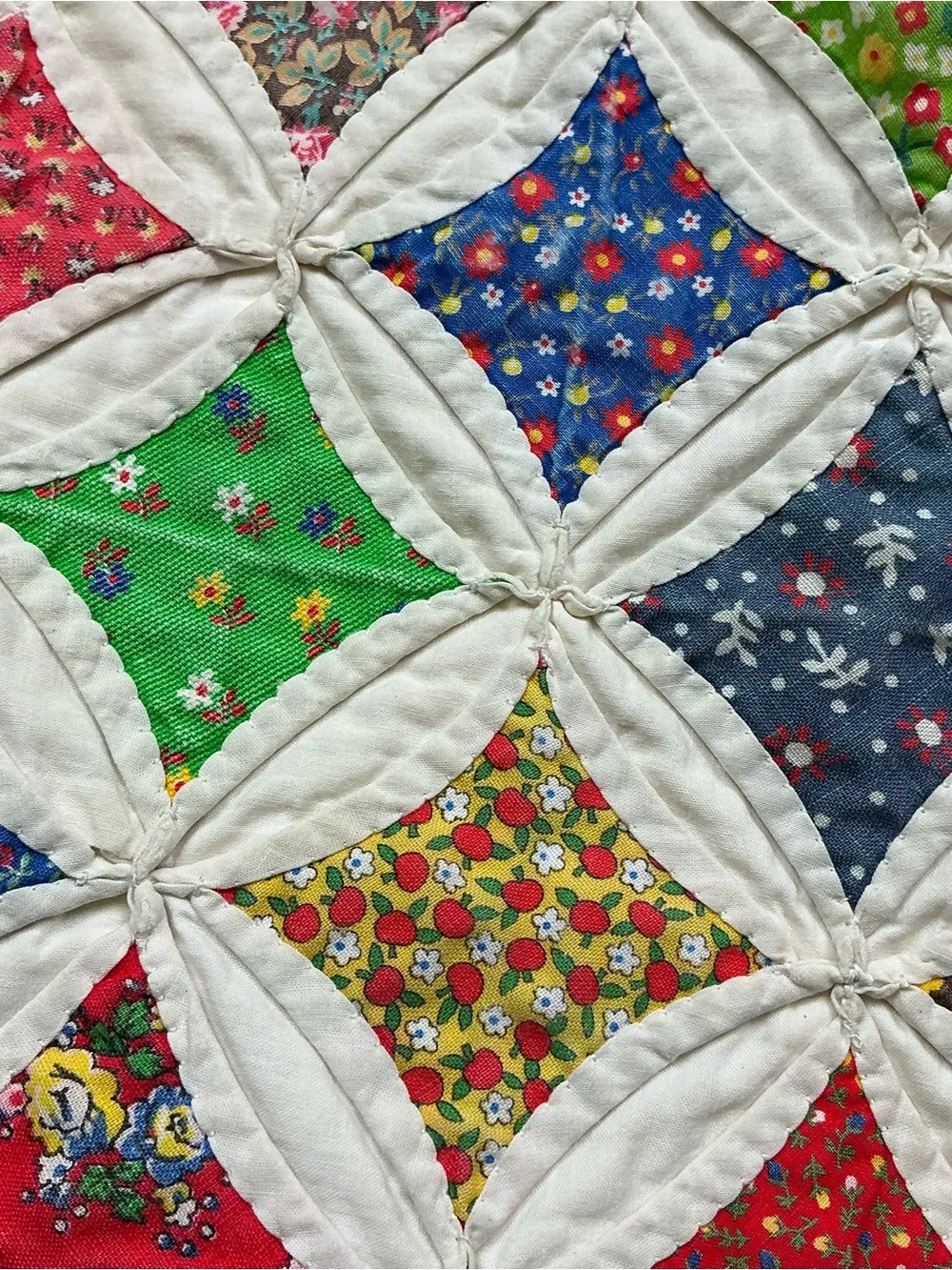 Vintage hand stitched cathedral window multicolored quilt 79 x 97 USA made